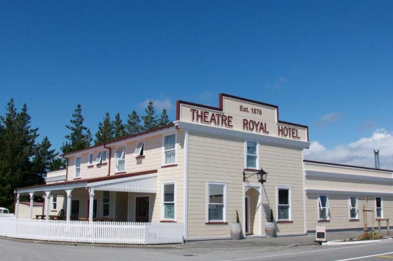 Theatre Royal 4*