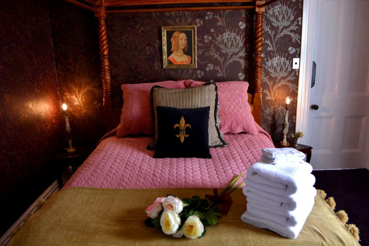 Theatre Royal 4*